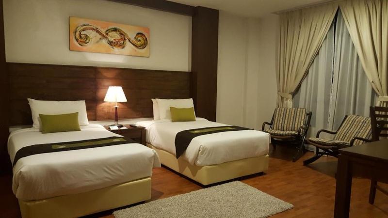 Samsuria Beach Apartment Resort Cherating Eksteriør billede